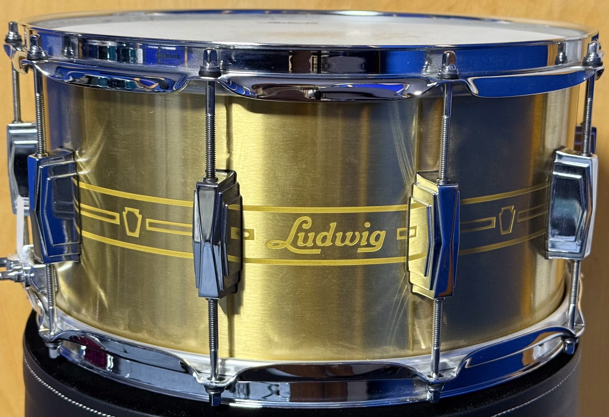 Ludwig Heirloom 14X7 Brass Snare Drum – סנר לודוויג היירלום בראס – תמונה 3